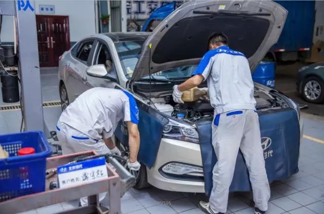 驚天秘聞: 開車去4S店做保養(yǎng)要花多少錢？